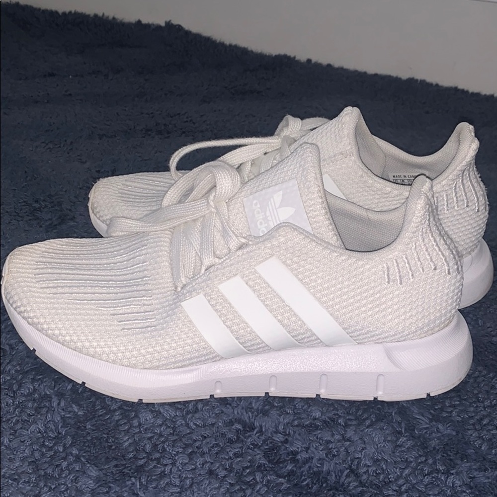White adidas tennis shoes